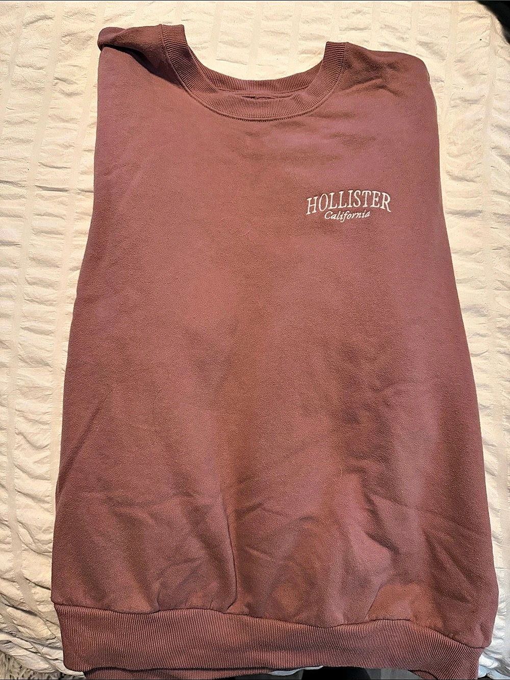 Hollister California Embroidered Logo Crewneck Sweatshirt Pink